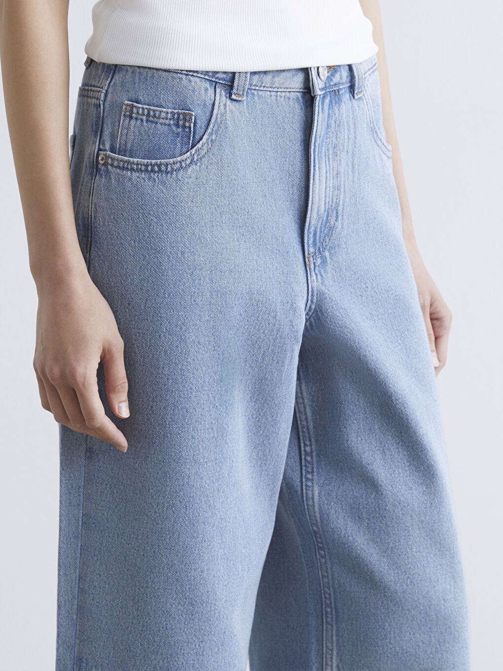 ქალის ფართო შარვალი ჯინსის-2