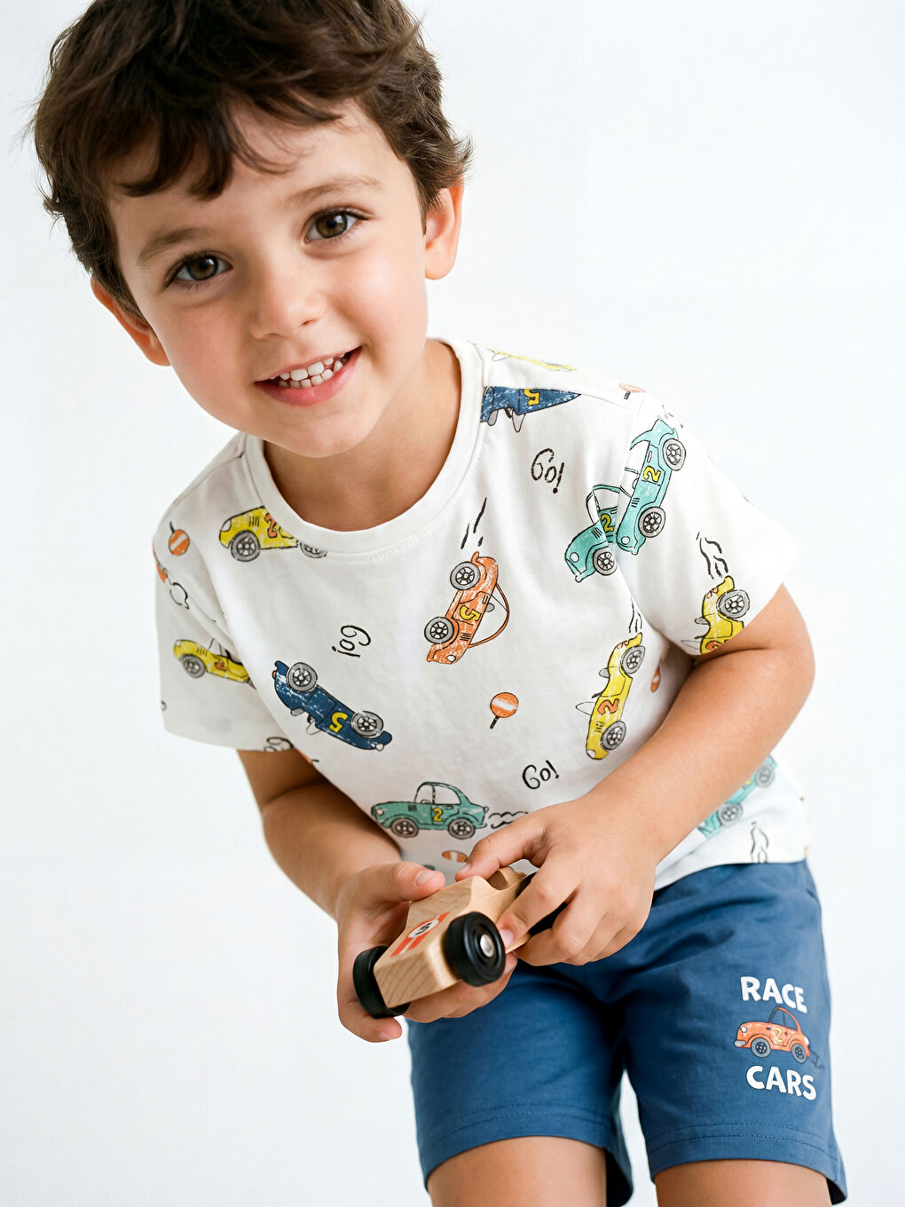 سێتی بیجامەی قۆڵ كورت بۆ کوڕان بە وێنەی ئۆتۆمبیل-1