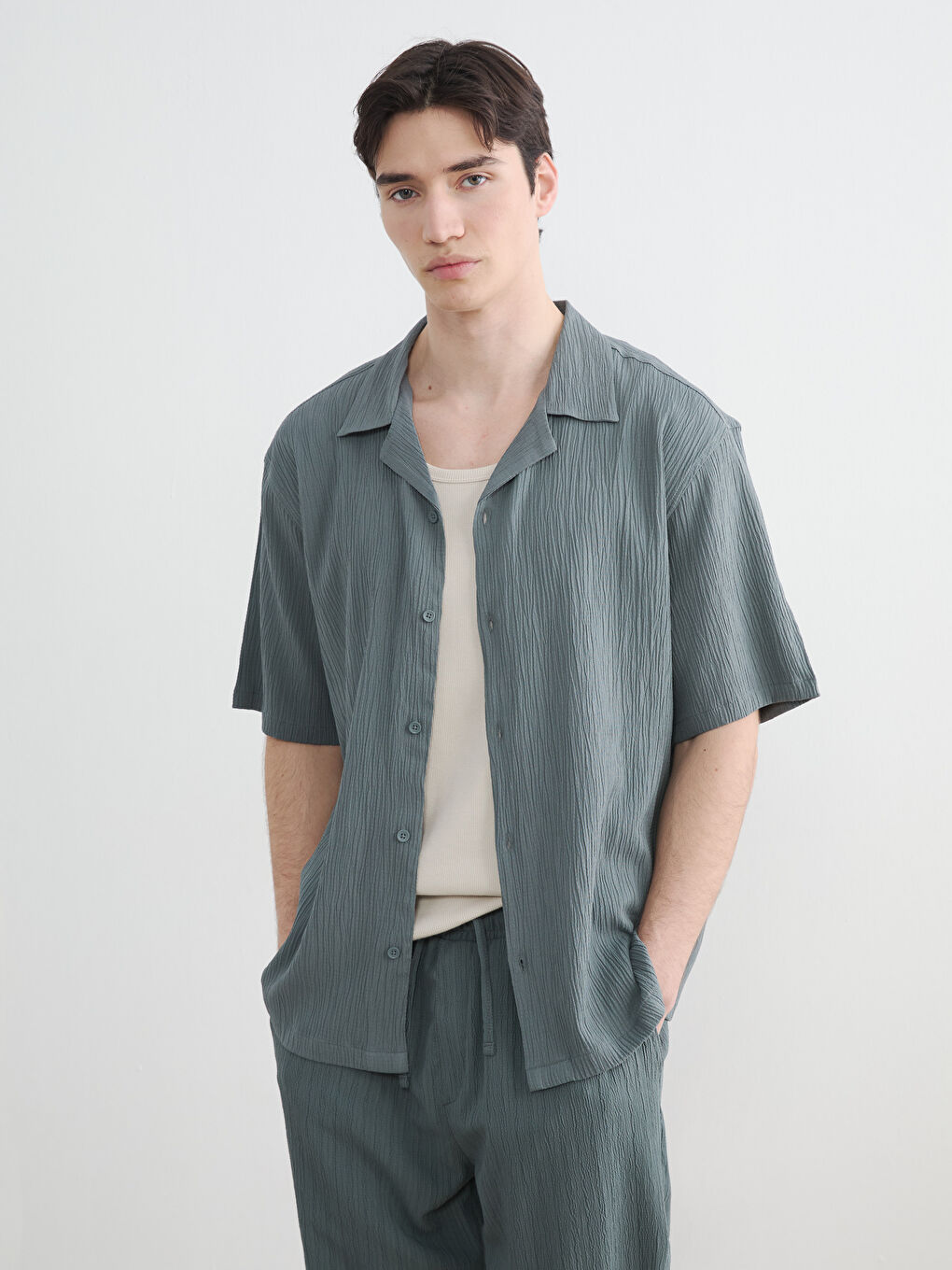 Yeşil Regular Fit Resort Yaka Erkek Gömlek