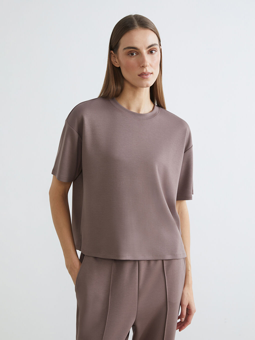 Әйелдер қоңыр Футболка-1