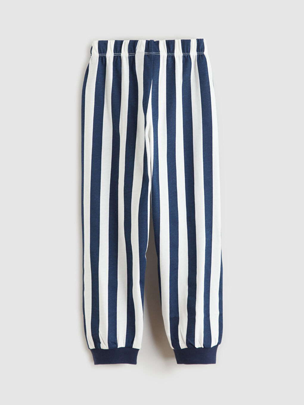 Baby boy pajama set with a crew neck, long sleeves, and a Mickey Mouse print.-4