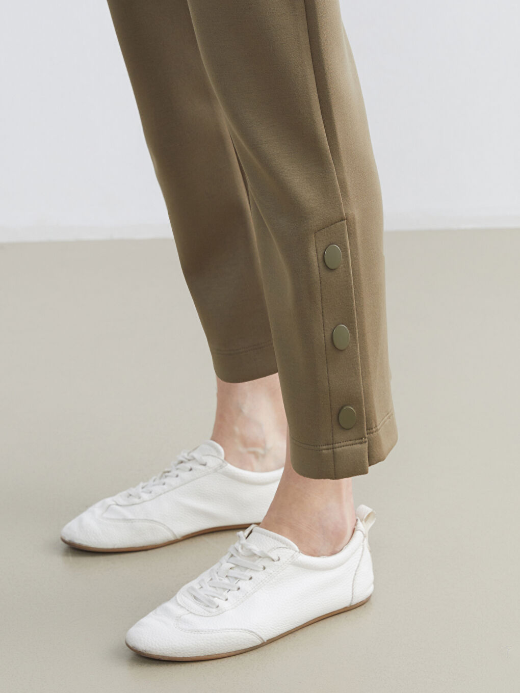 Ženske trenerke Soft Touch sa elastičnim pojasom-2