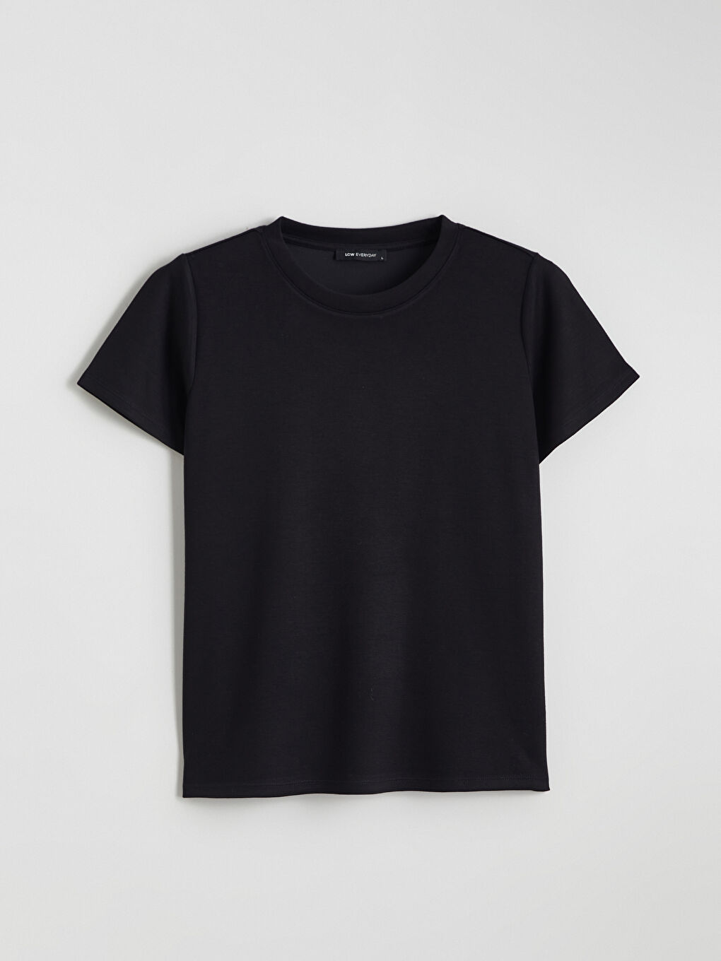 Siyah Bisiklet Yaka Soft Touch Kadın Tişört-4