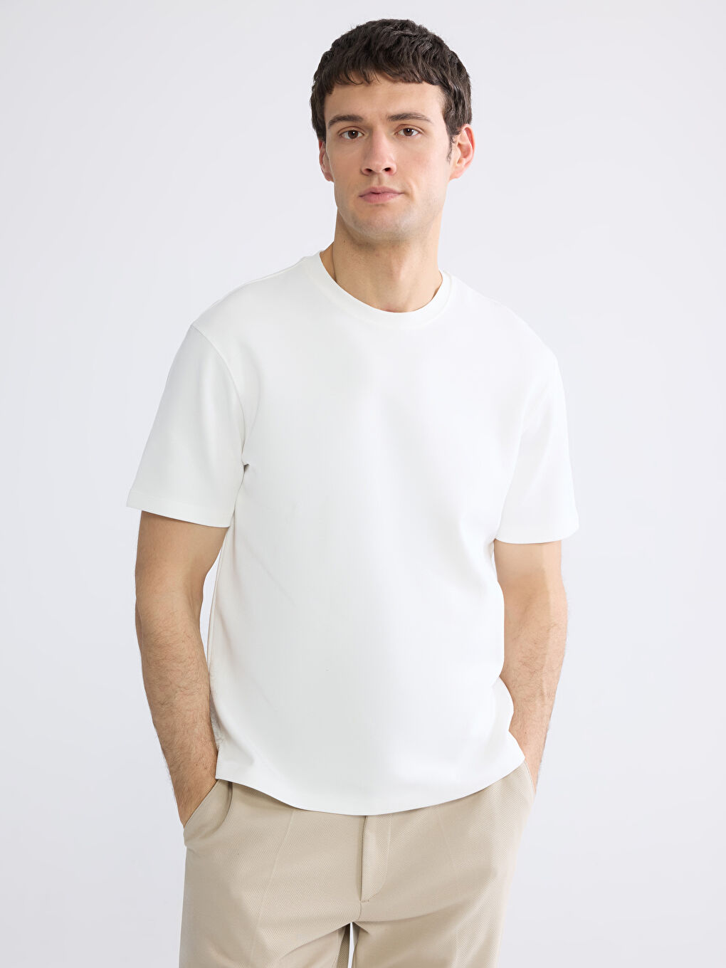 Ekru Bisiklet Yaka Erkek Tişört