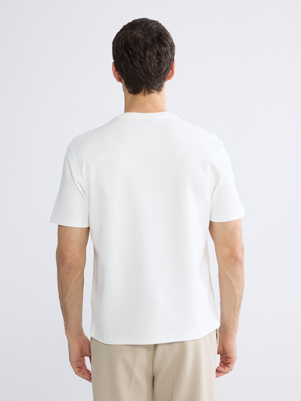 Ekru Bisiklet Yaka Erkek Tişört-3