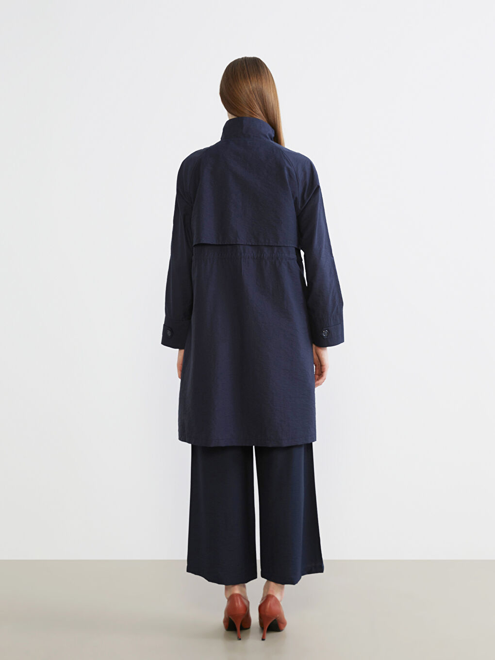 Lacivert Gömlek Yaka Kadın Yağmurluk-3