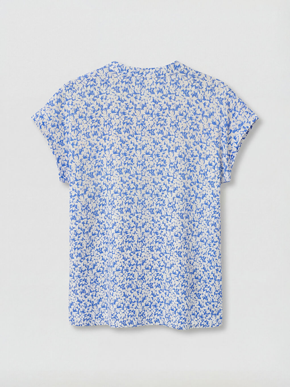 بلوزة نسائية بأكمام قصيرة مزهرة بياقة مربوطة-1