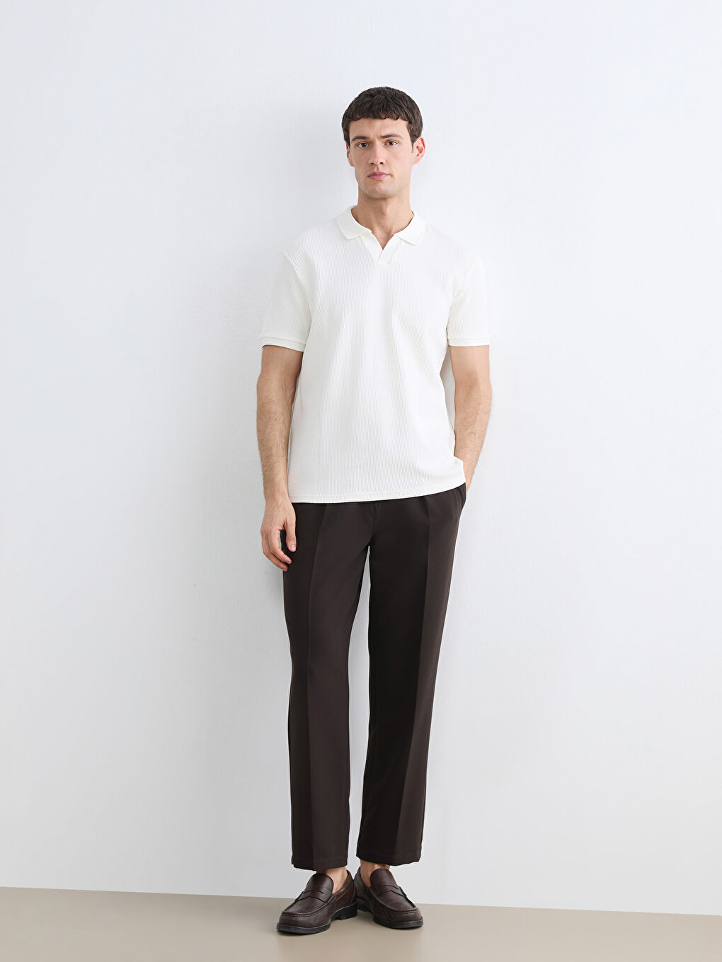 Мужчины экрю Футболка-1