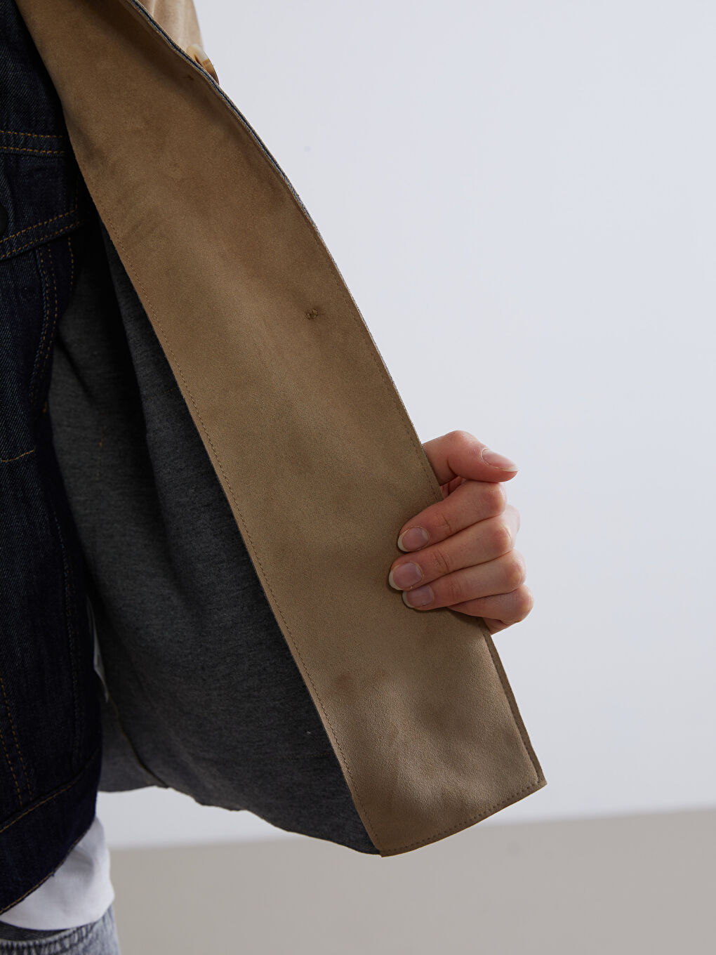 Bej Gömlek Yaka Kadın Süet Görünümlü Ceket-3