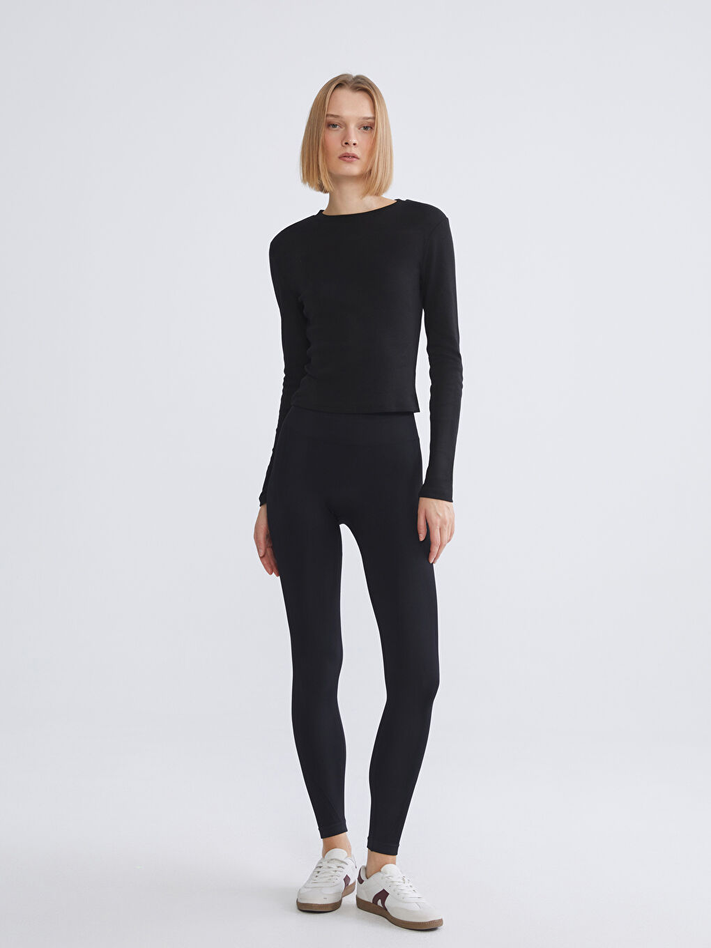 Siyah Yüksek Bel Kadın Dikişsiz Spor Tayt