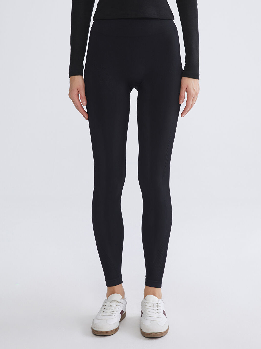 Siyah Yüksek Bel Kadın Dikişsiz Spor Tayt-1