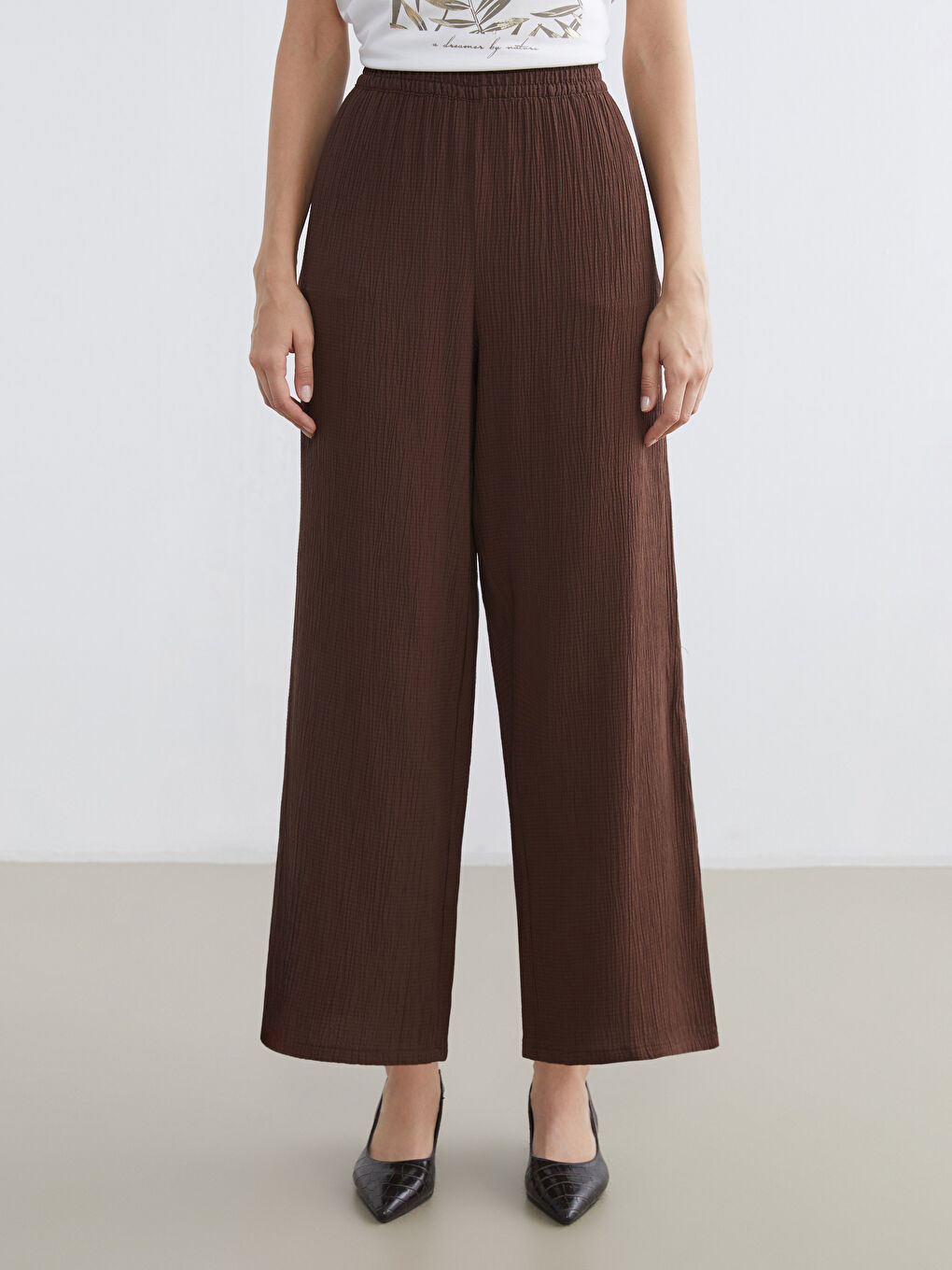 Textured Women's Trousers with Elastic Waistband-1