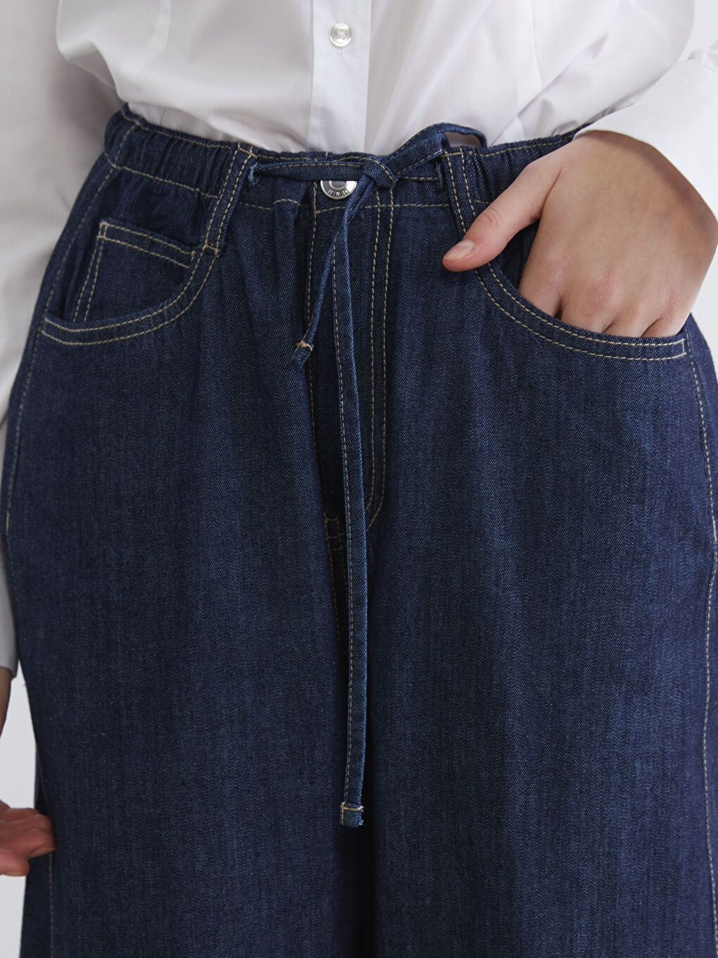 Women's Baggy Fit Jeans-2