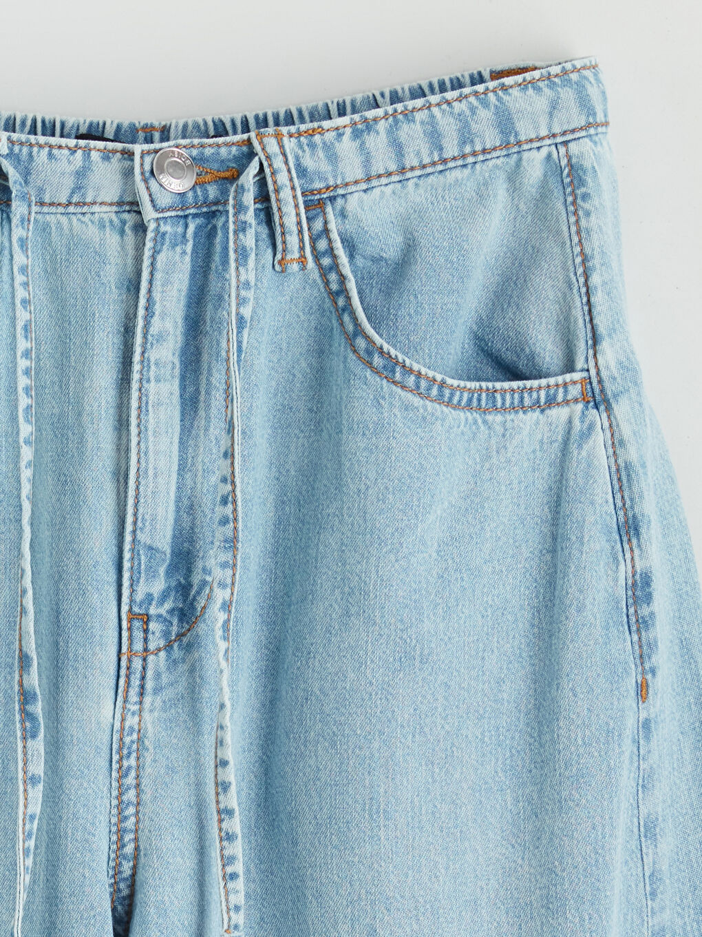 Wide-leg Women's Jeans-5