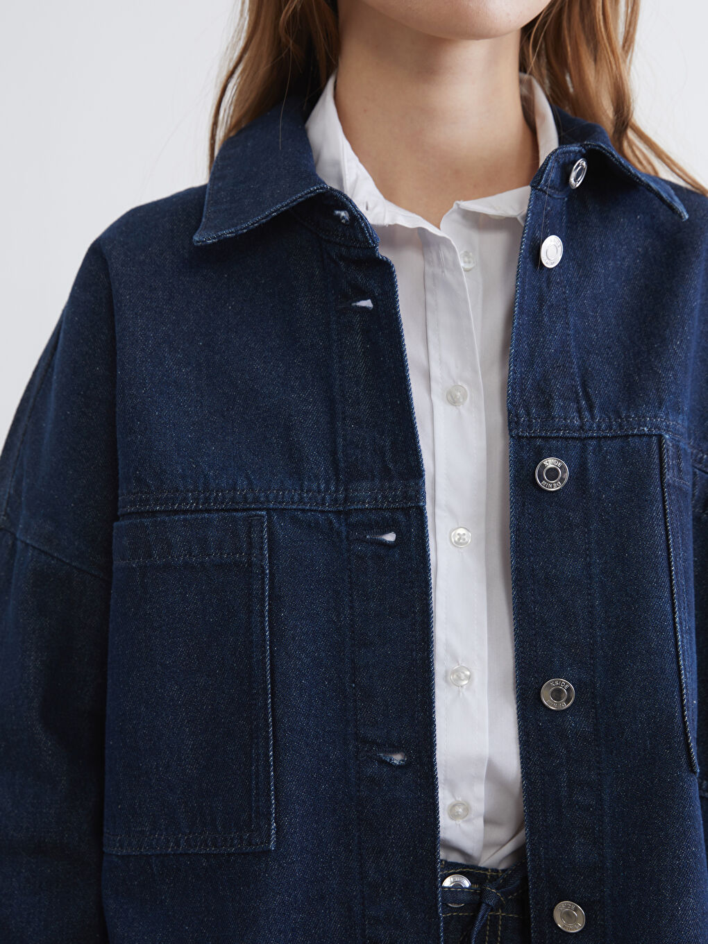 Риза от деним с свободна кройка за жени-2
