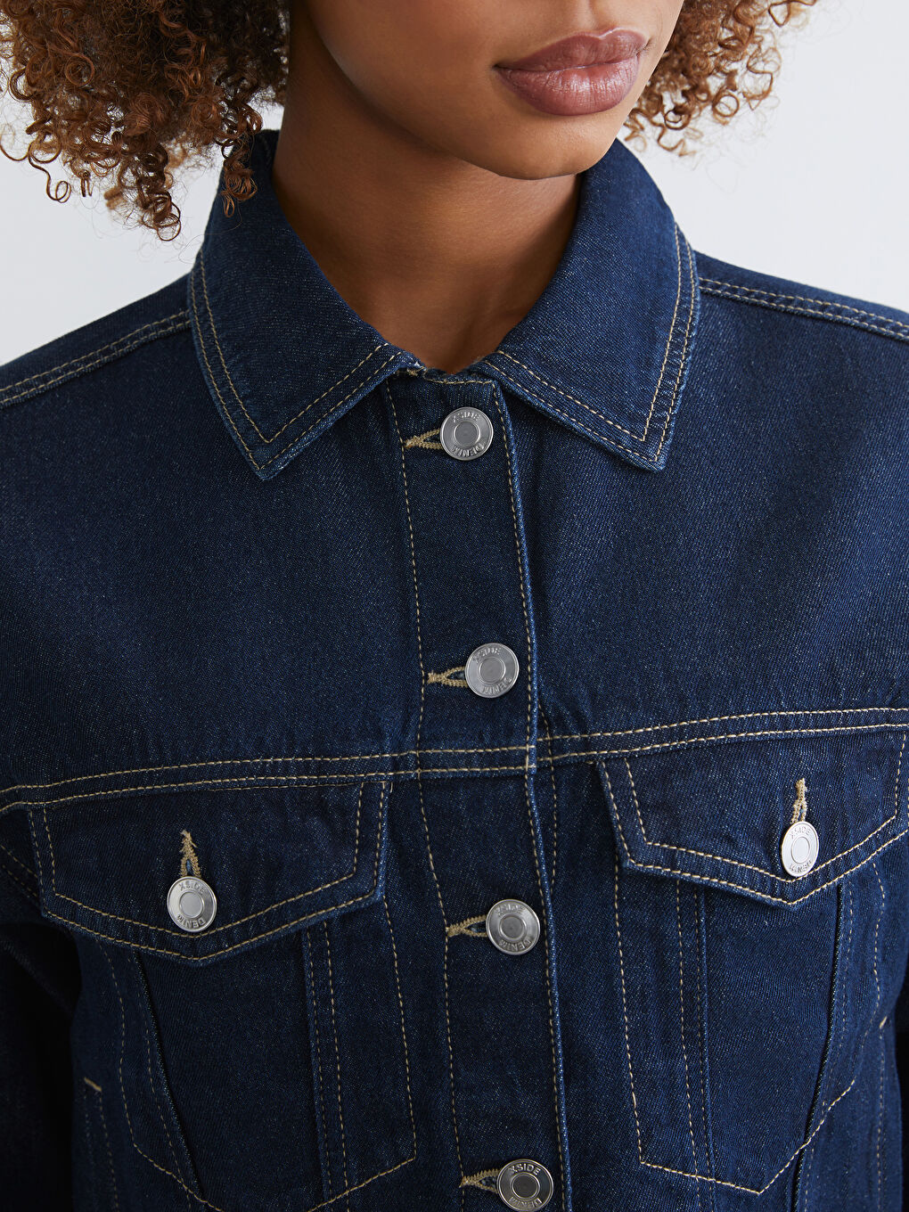 Veste en jean pour femme avec col de chemise-2