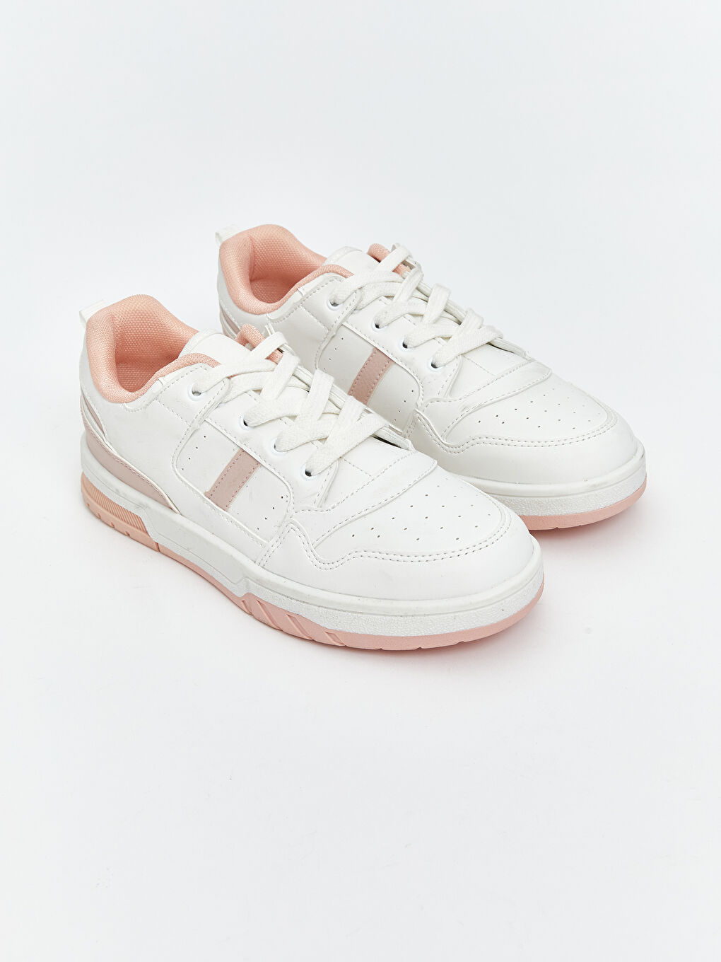 Beyaz Bağcıklı Kız Çocuk Spor Ayakkabı