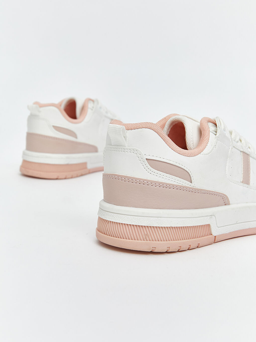 Beyaz Bağcıklı Kız Çocuk Spor Ayakkabı-4