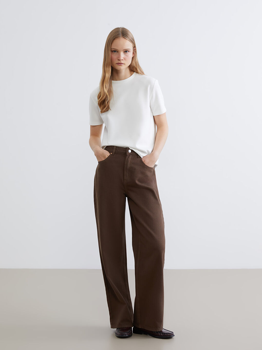 Women's Straight Fit Jeans