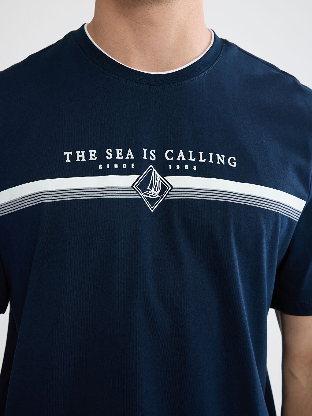 Man NAVY T-Shirt-2