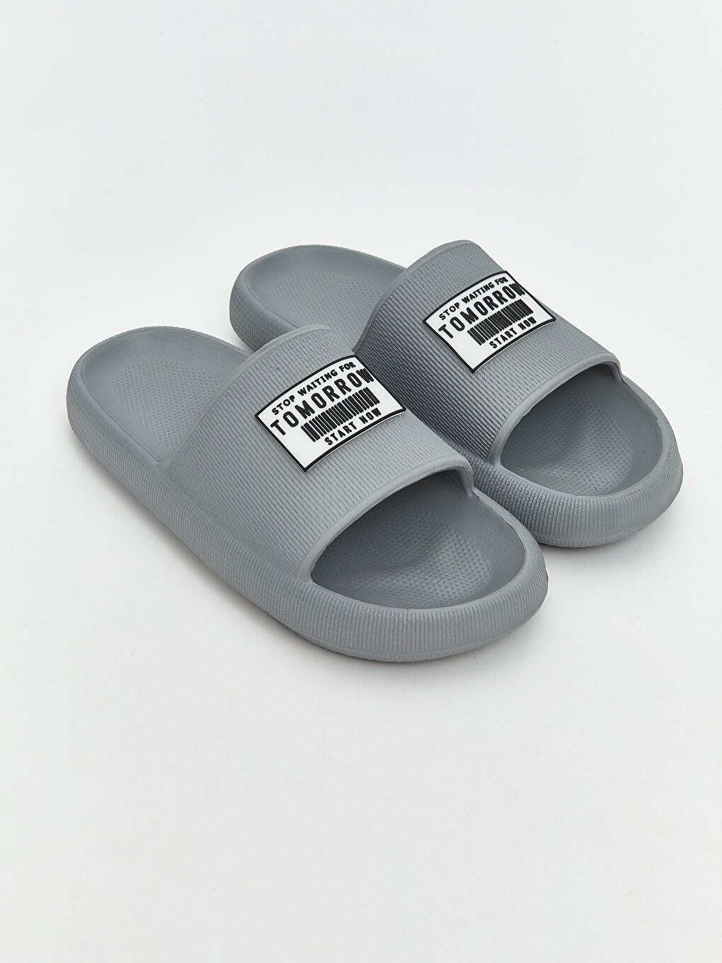 Gri Tek Bantlı Baskılı Erkek Terlik