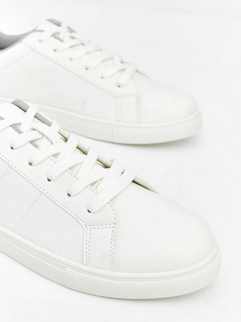 پێڵاوی وەرزشی سپی پیاو-2