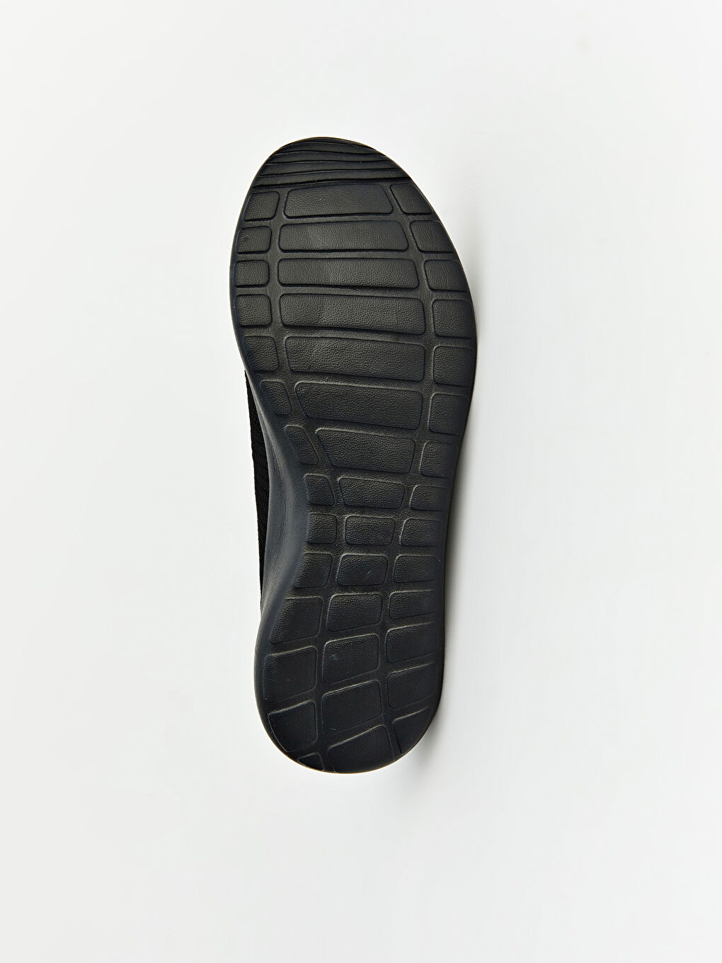 پێڵاوی وەرزشی ڕه‌ش پیاو-4