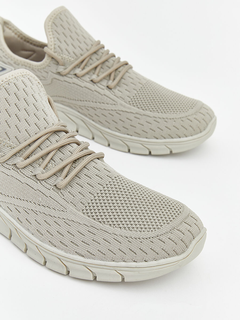 پێڵاوی وەرزشی بێجی پیاو-2