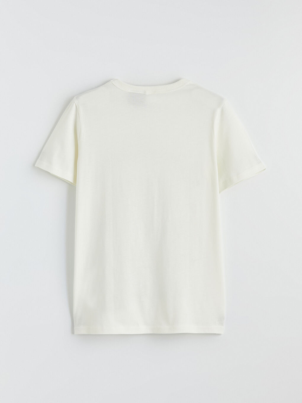 ბიჭი კრემისფერი მაისურები და ზედები-2