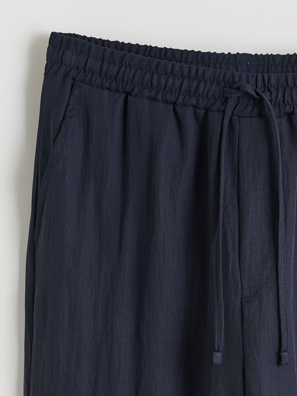 Pantaloni texturati pentru femei cu bandă elastică în talie-5