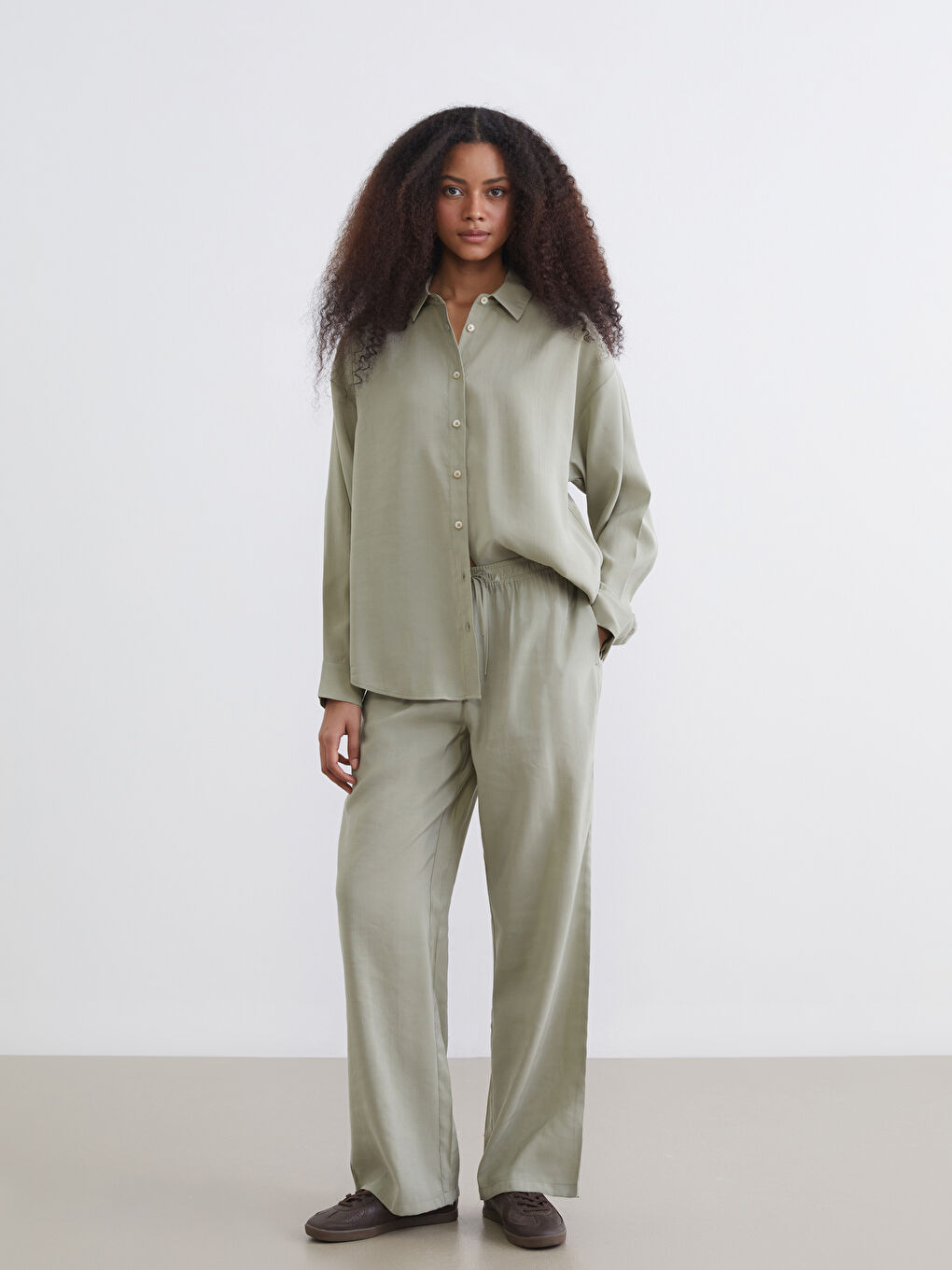 Овърсайз Риза за Жени-1