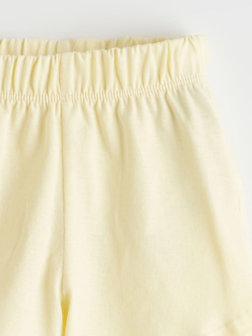 Ekru Çiçek Baskılı Fırfırlı Kız Bebek Tişört ve Şort-5