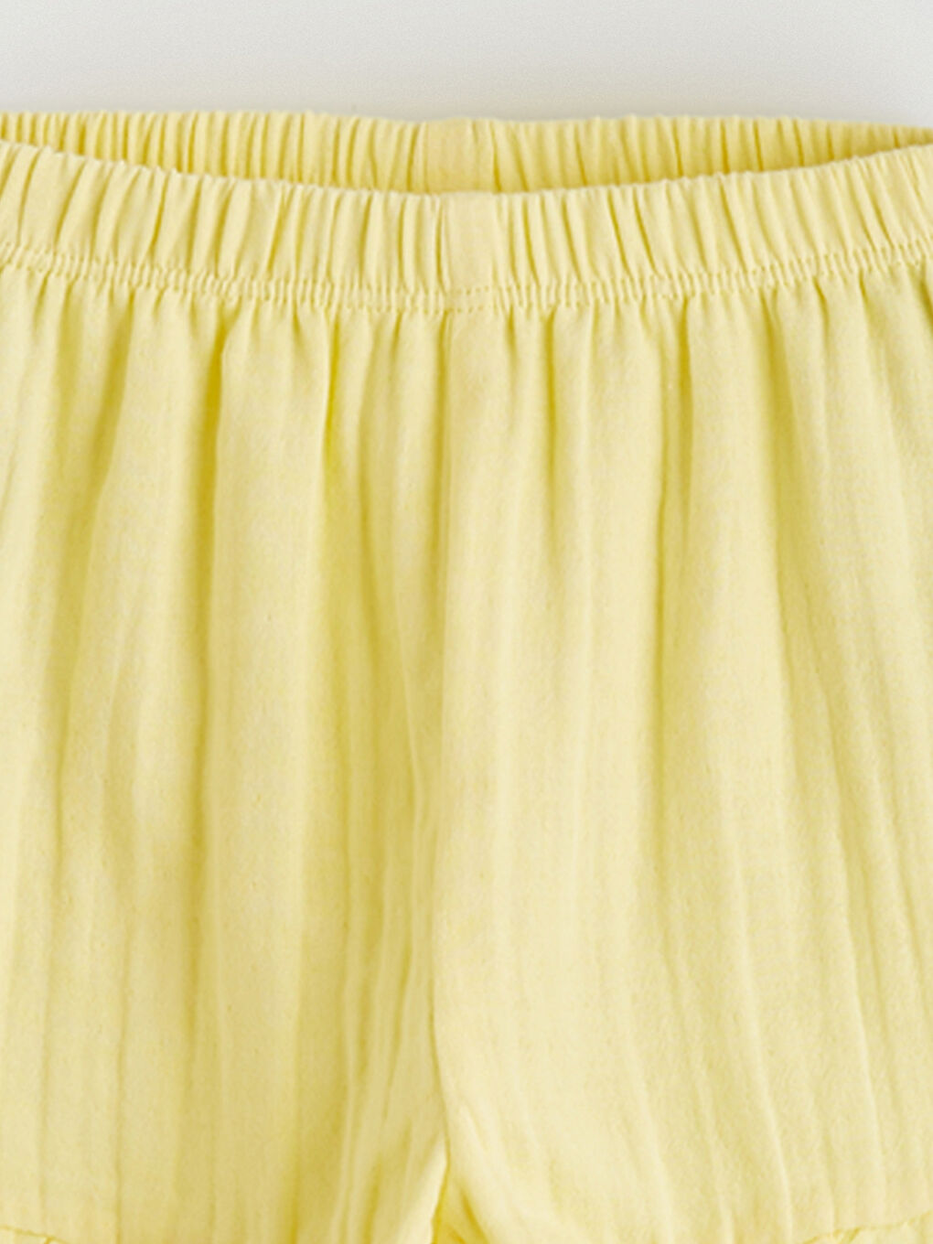 Tweety Print Baby Girl's Blouse and Shorts-6