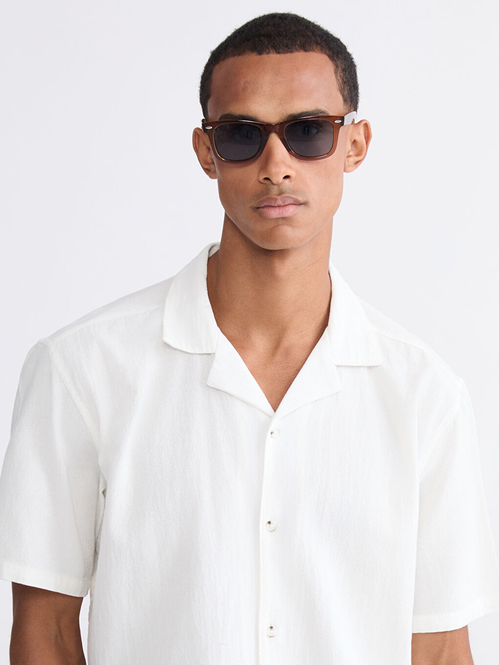 Men's Regular Fit Resort Collar Shirt-2