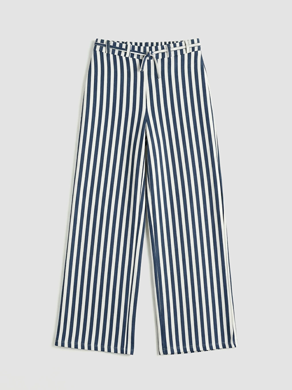 بنطال رياضي