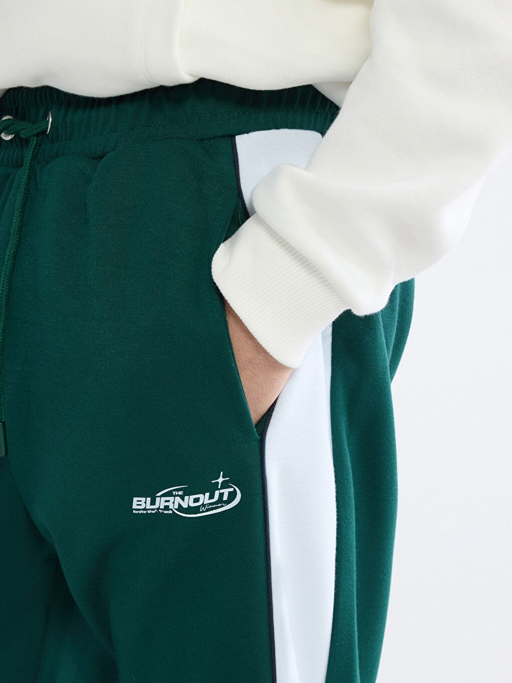 Men's Regular Fit Jogger Sweatpants-2