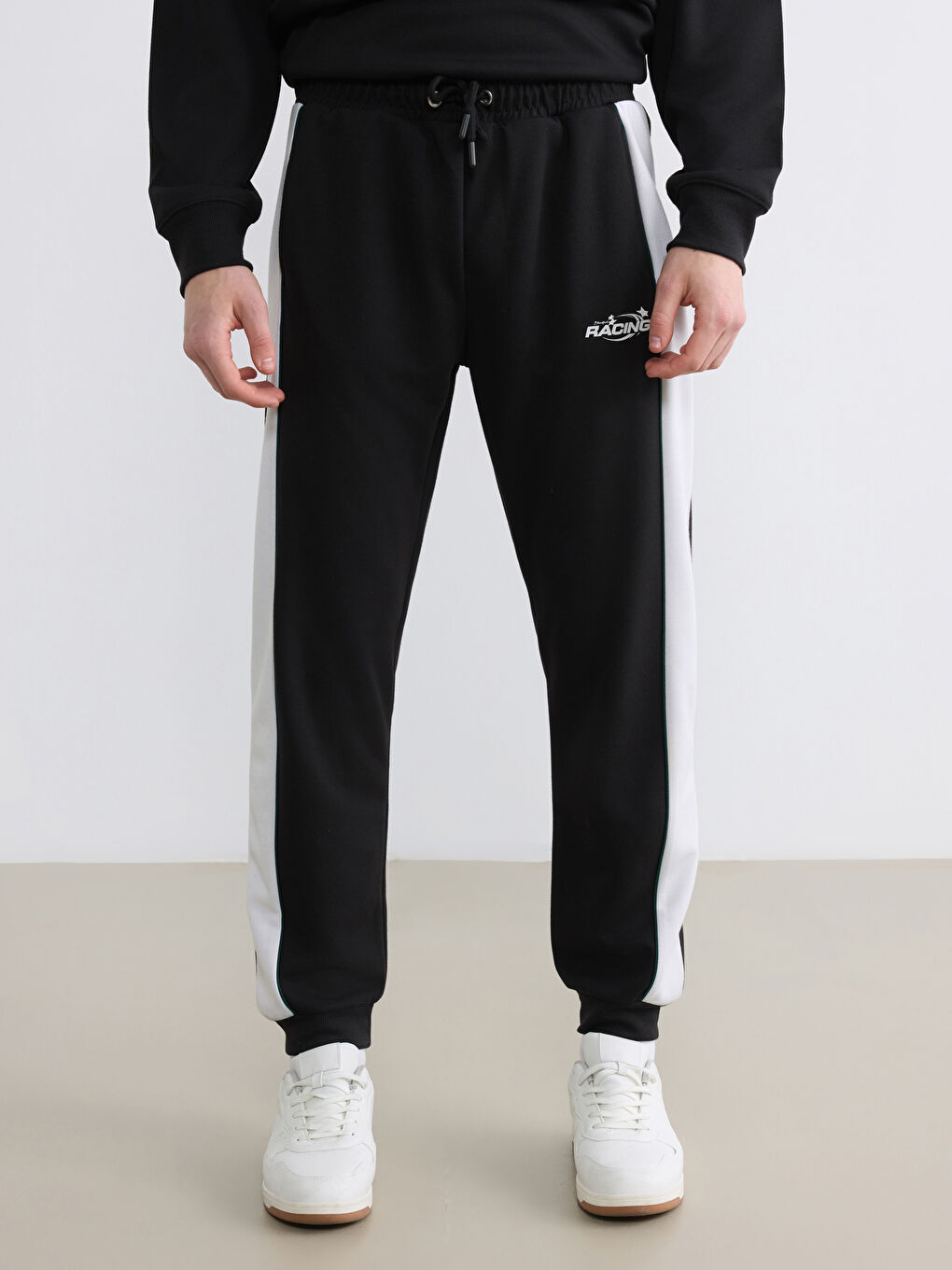 Men's Regular Fit Jogger Sweatpants-1