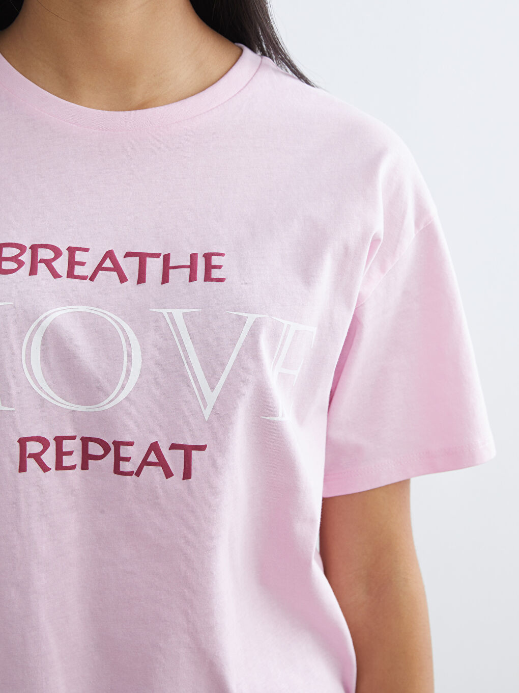 تیشێرتی وەرزشی په‌مه‌یی ژن-2