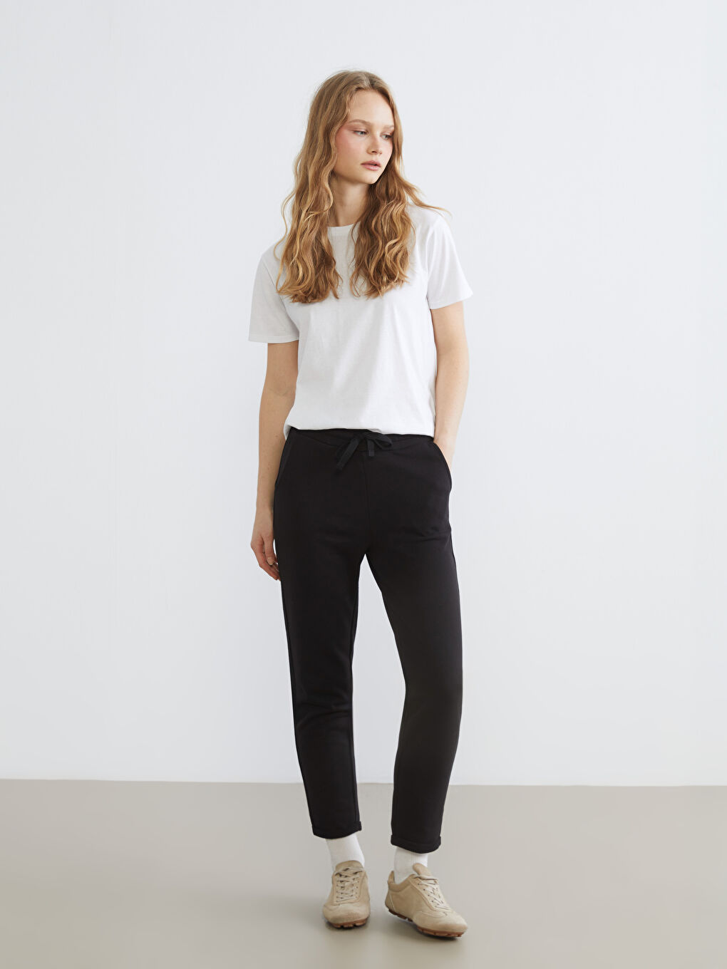 Women's Sweatpants with Elastic Waist