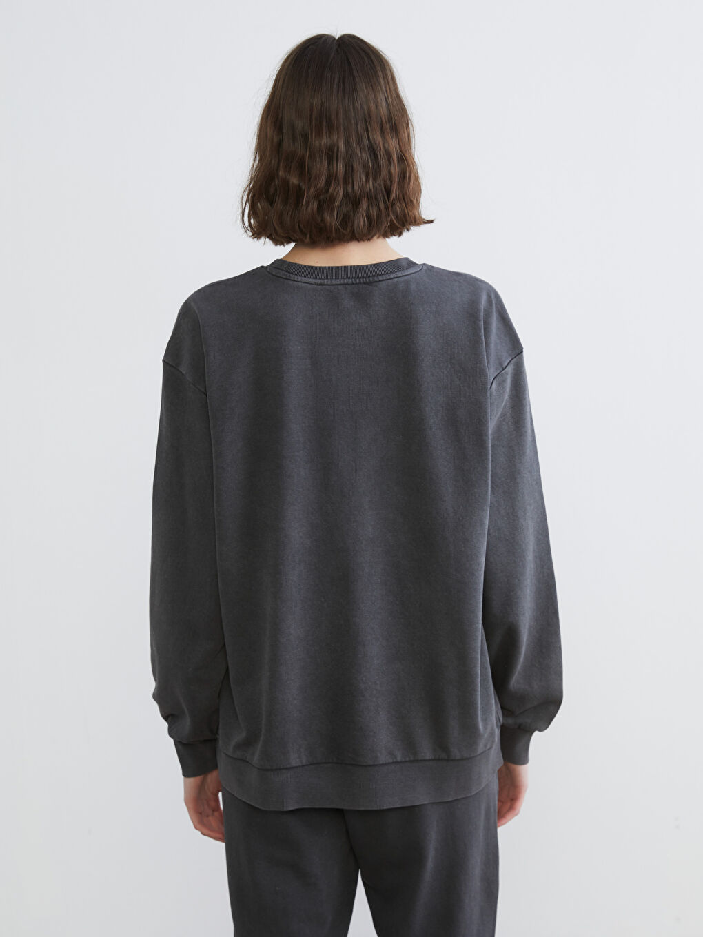 კალიფორნიის პრინტიანი, ოვერსაიზ ქალის სვიტშირტი-3