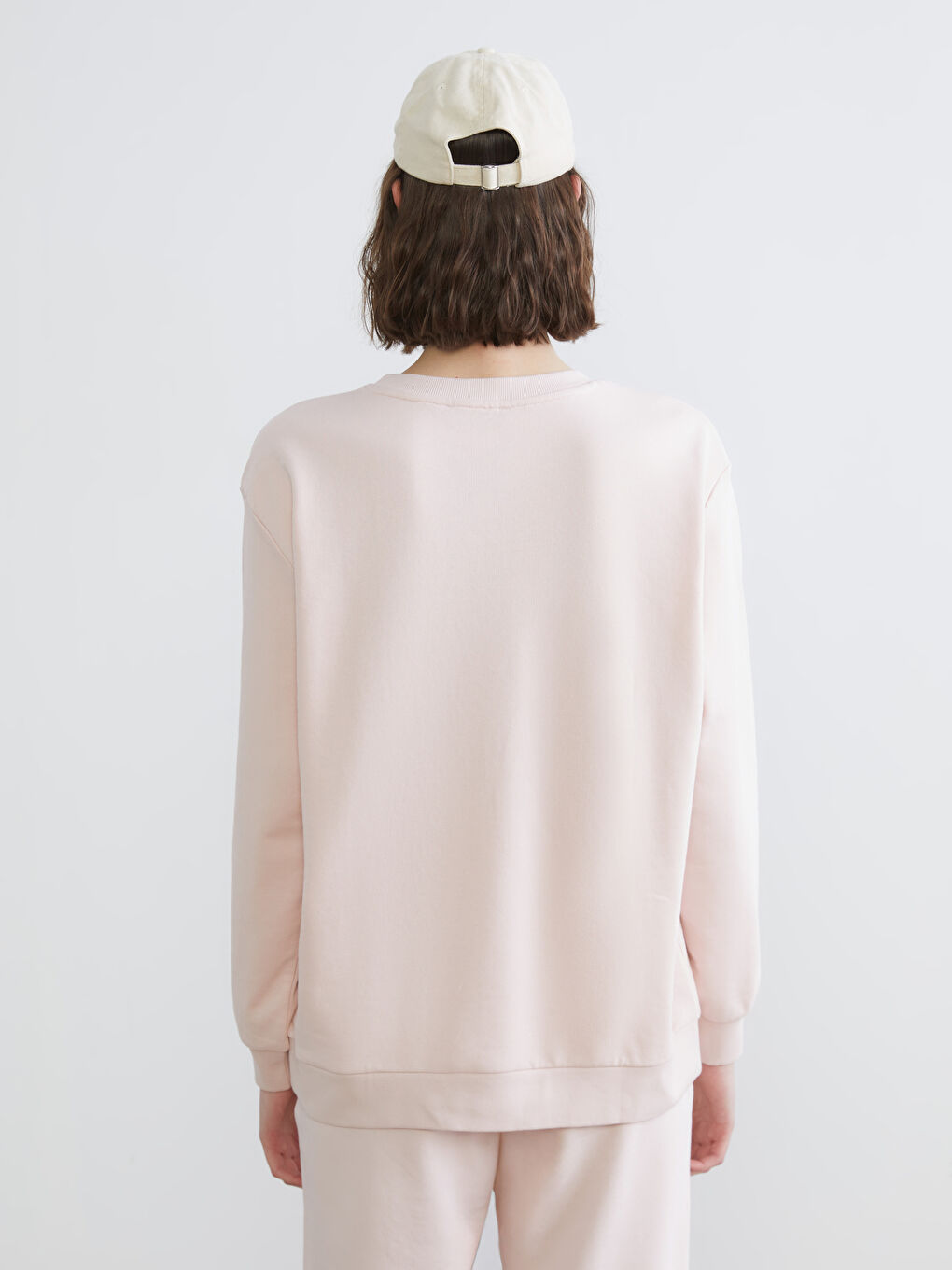 Дамски суитшърт с бродерия NYC, с широк силует-3