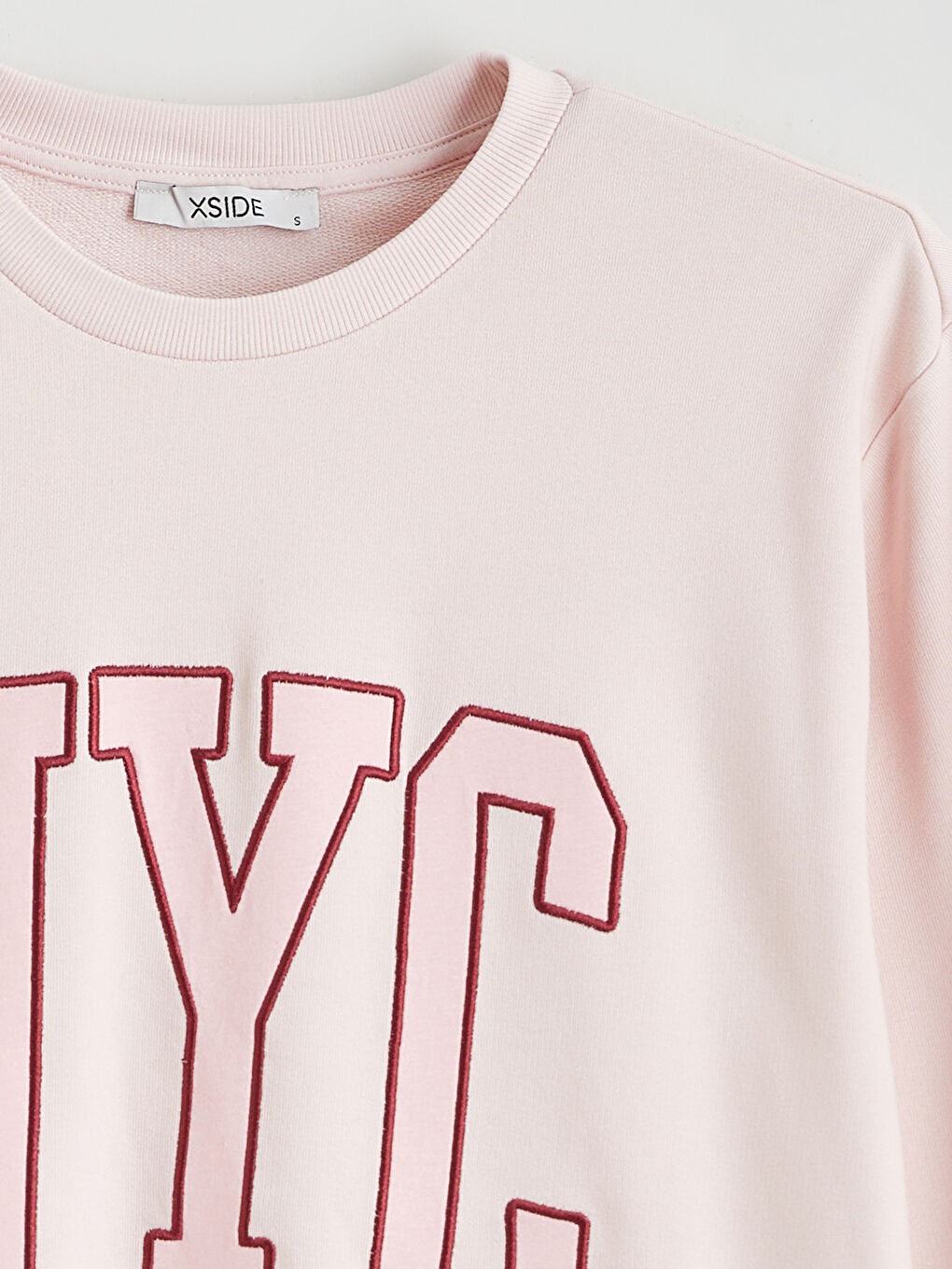 Дамски суитшърт с бродерия NYC, с широк силует-5