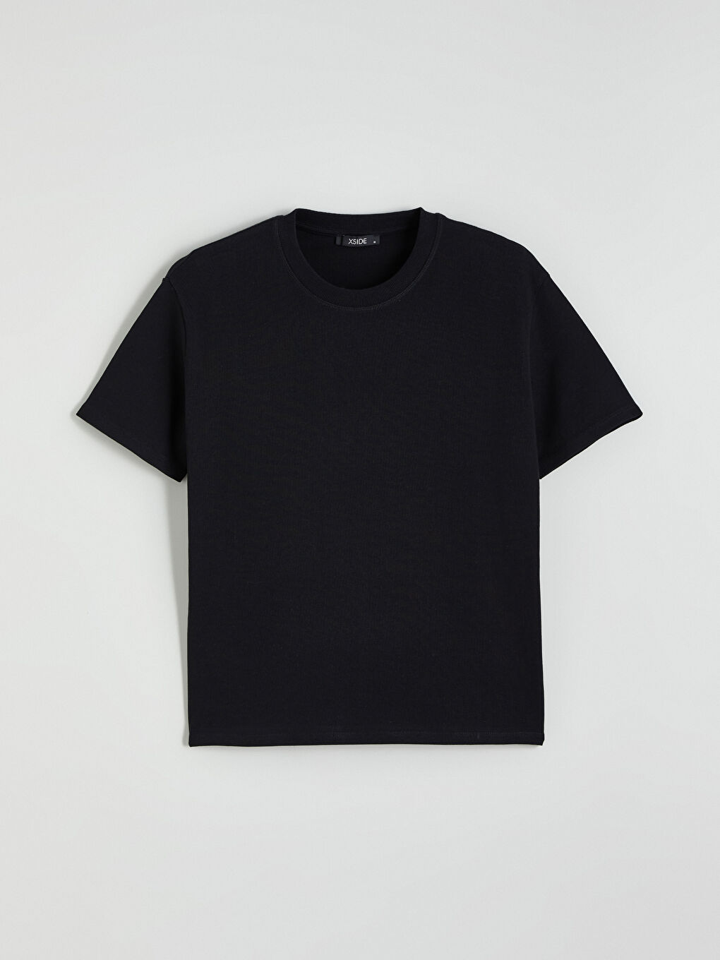 تیشێرت ڕه‌ش ژن-4