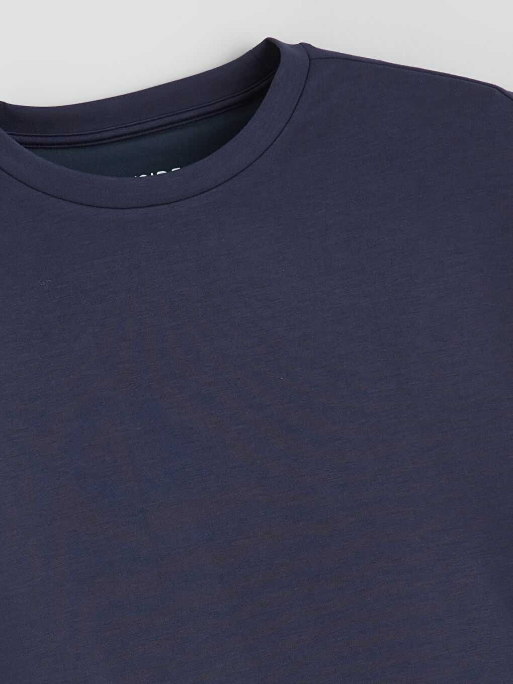 Жұмсақ жанасымды оверсайз футболка.-5