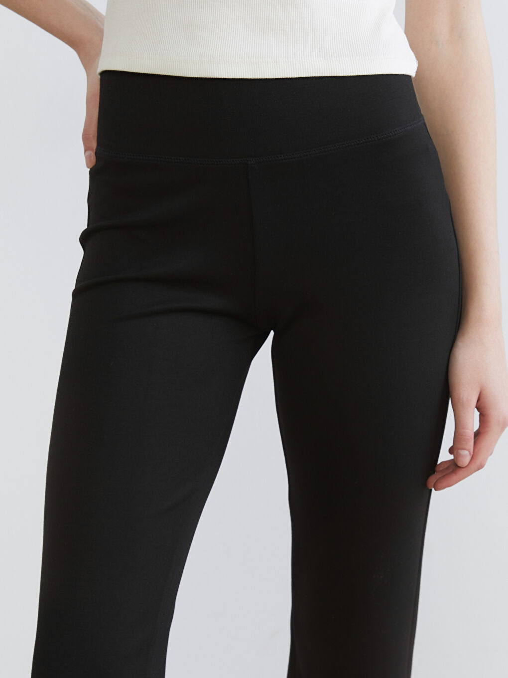 Жена Черно Клинове-2