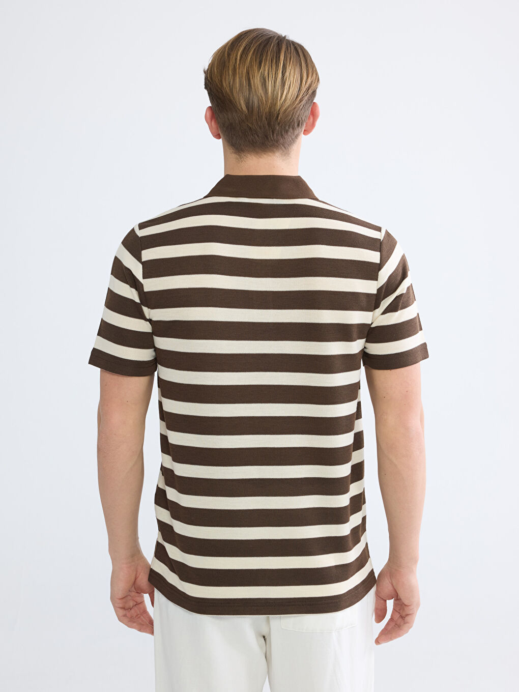 Kahverengi Polo Yaka Çizgili Erkek Tişört-3