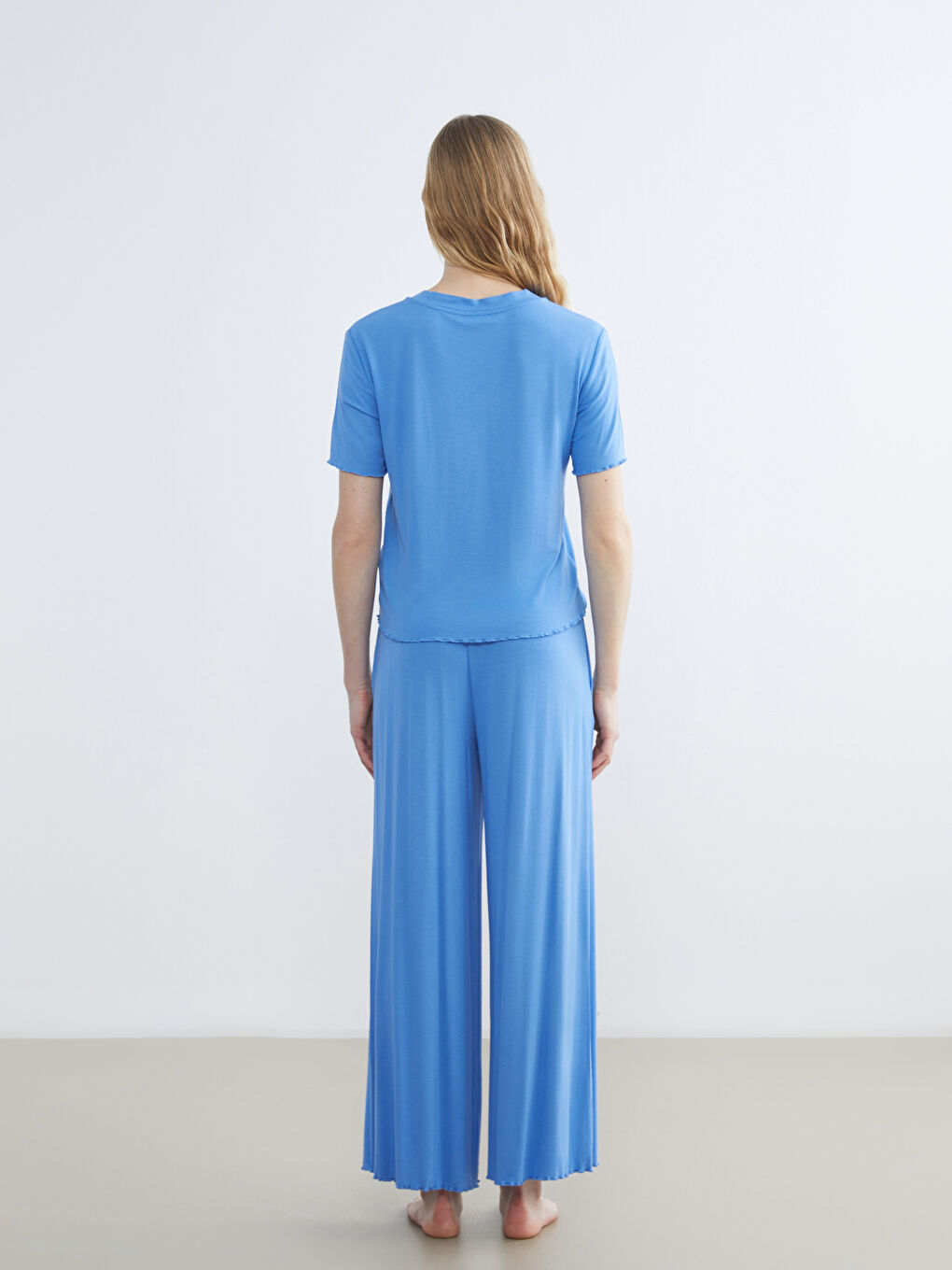 Mavi V Yaka Kadın Pijama Takım-3