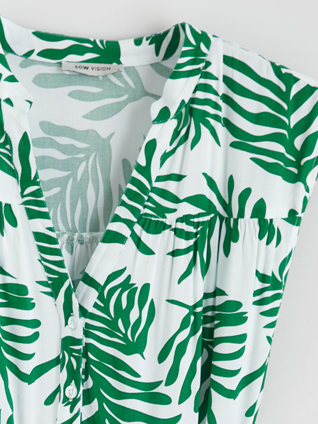 Yeşil Kaçık Yaka Desenli Beli Kuşaklı Elbise-5