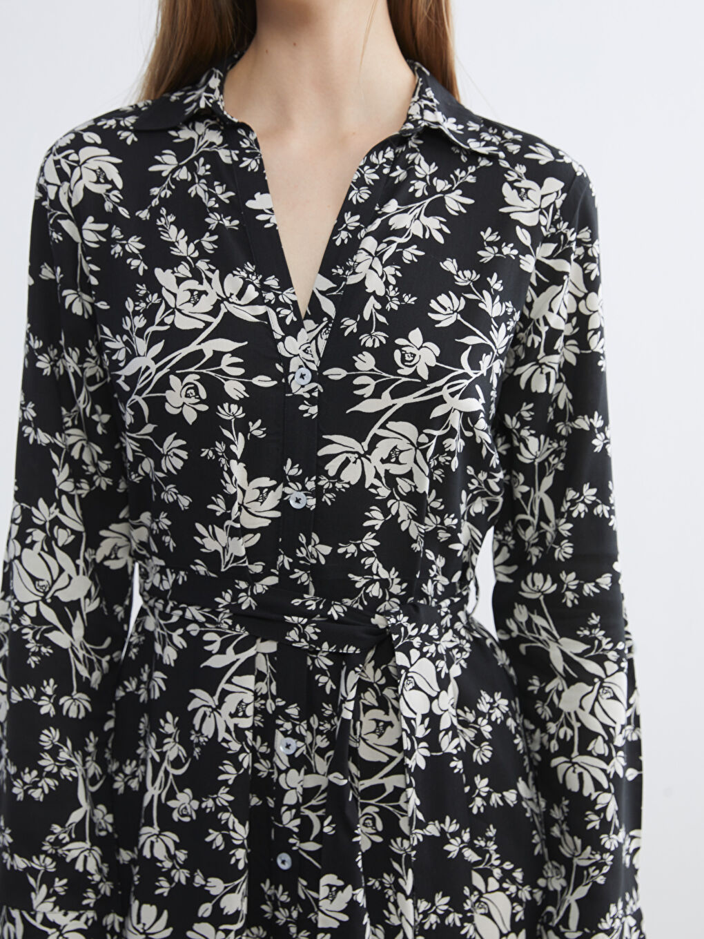 Гүлді өрнекті поплин жейде-көйлек белдікпен-2