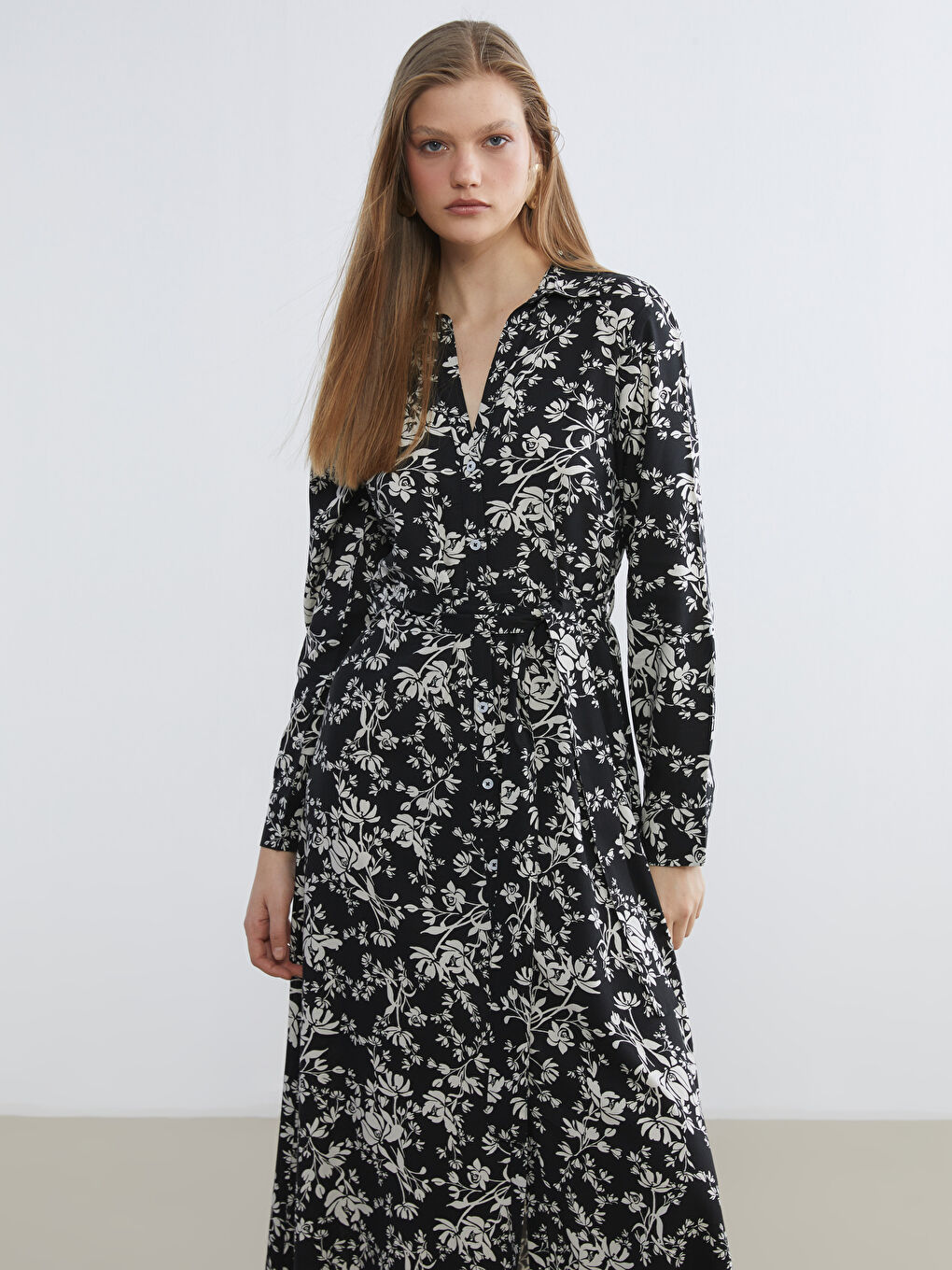 Гүлді өрнекті поплин жейде-көйлек белдікпен-1